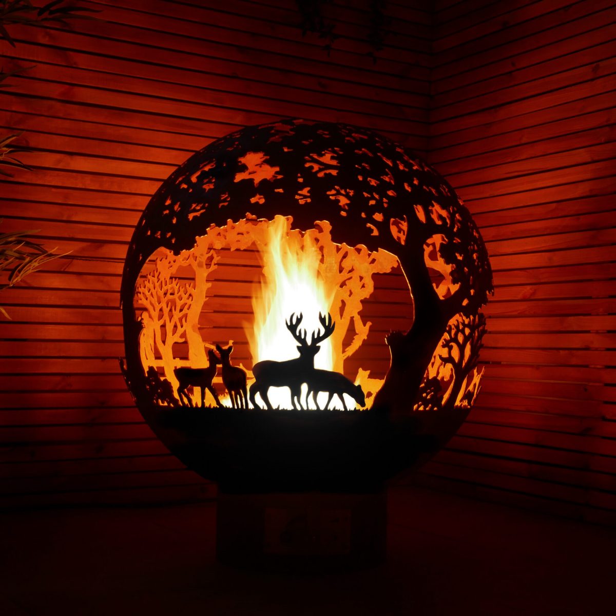 Brightstar-Fires-Fire-Sphere-Sculpture-Gas-Fire-Pit-English-Country-02 English Country Fire Sphere - Brightstar Fires - Image 1