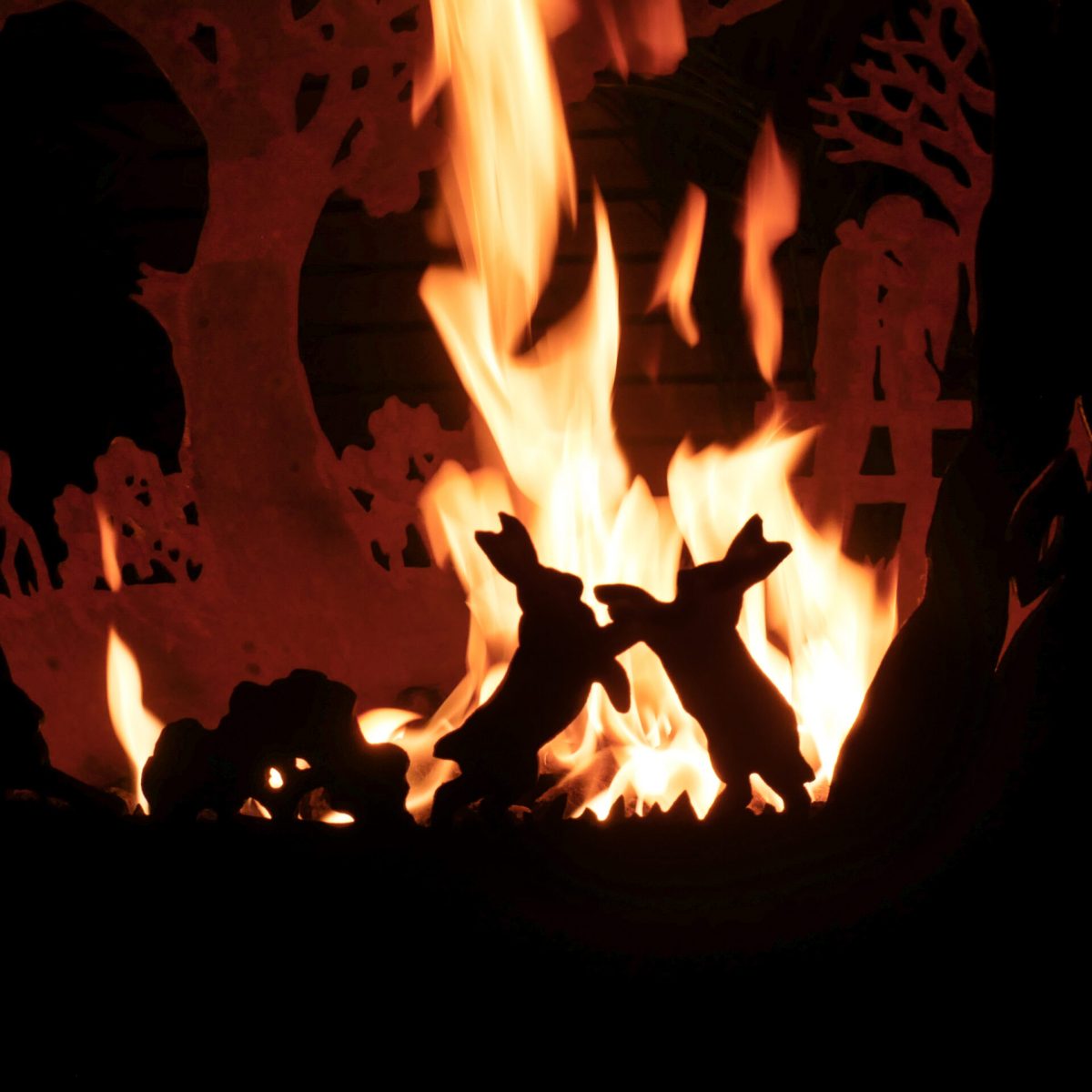 Brightstar-Fires-Fire-Sphere-Sculpture-Gas-Fire-Pit-English-Country-03 English Country Fire Sphere - Brightstar Fires - Image 8