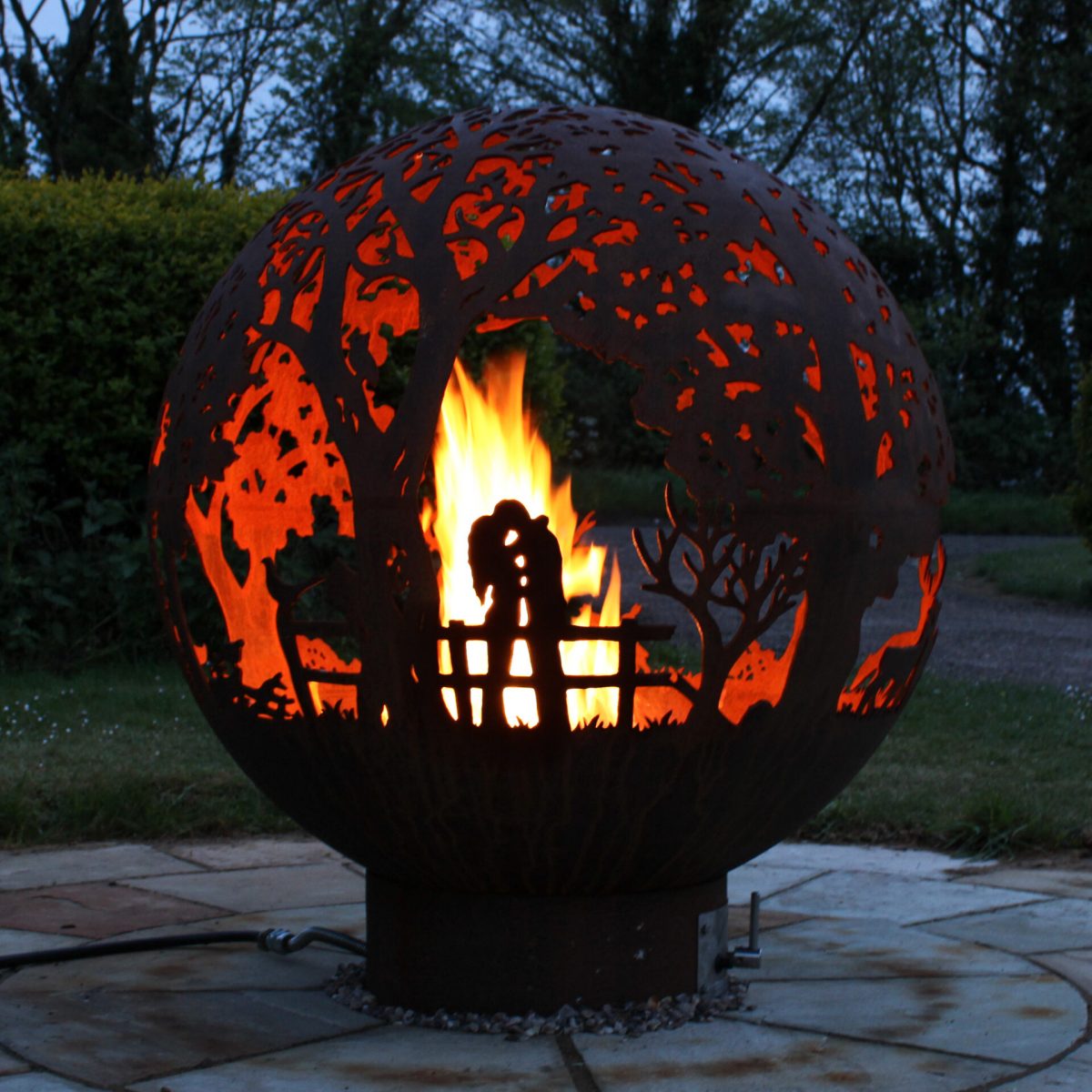 Brightstar-Fires-Fire-Sphere-Sculpture-Gas-Fire-Pit-English-Country-07 English Country Fire Sphere - Brightstar Fires - Image 7