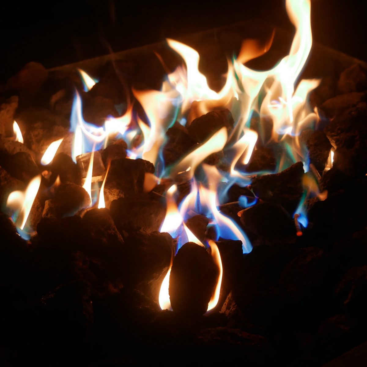 Coloured Flame Pellets - Electric Blue - Image 6