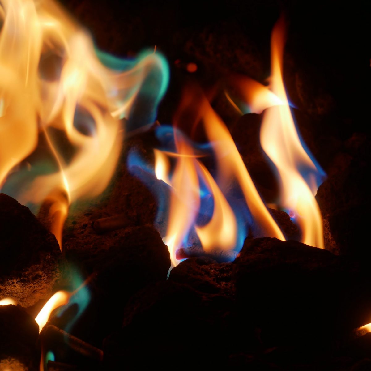 Coloured Flame Pellets - Electric Blue - Image 5