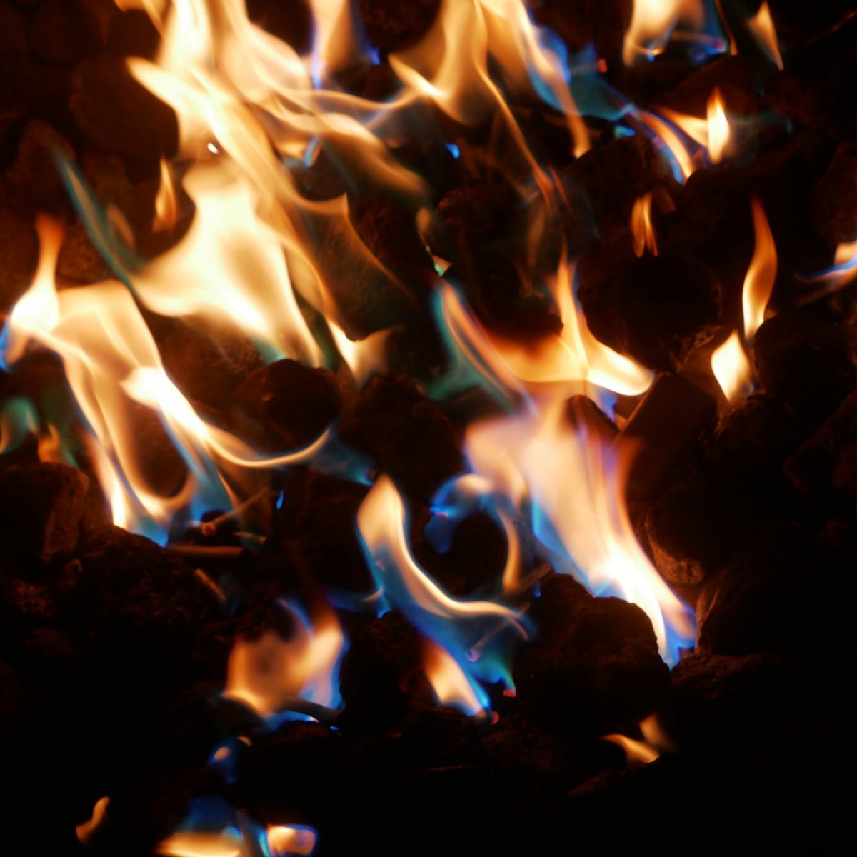 Coloured Flame Pellets - Electric Blue - Image 3