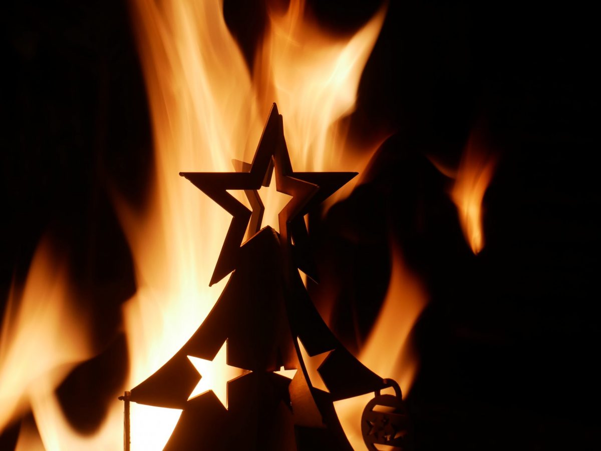 Fire Art - Christmas Tree - Image 2