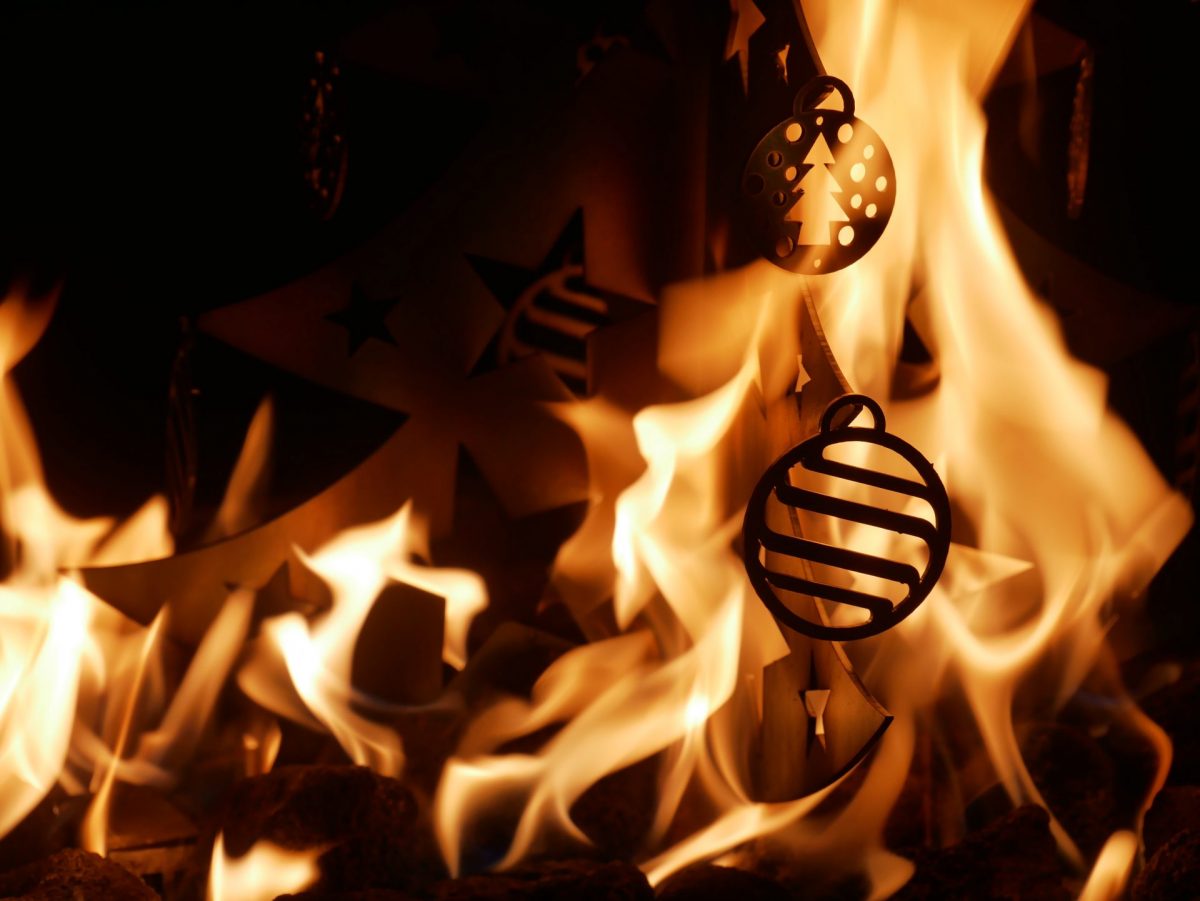 Fire Art - Christmas Tree - Image 11