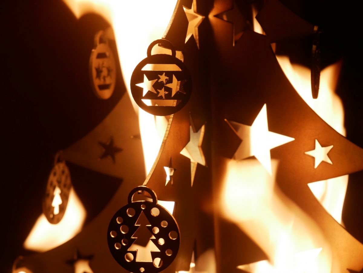 Fire Art - Christmas Tree - Image 9